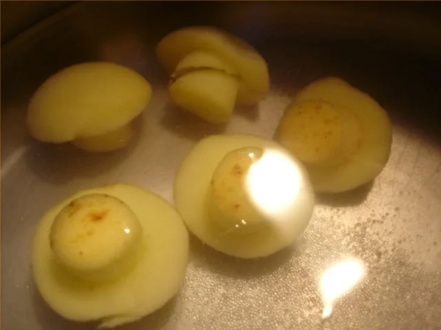 Kleine “Champignon”- Kartoffeln - Rezept - Bild Nr. 10