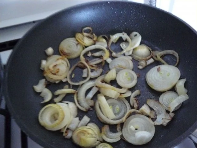 Hähnchenleber mit Apfel-und Zwiebelringen und Kartoffelbrei - Rezept - Bild Nr. 13