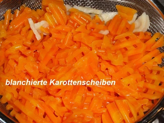 Rezept: Fleisch: HACKFLEISCH - RÖLLCHEN Bild Nr. 5 Fleisch: HACKFLEISCH - RÖLLCHEN - Rezept - Bild Nr. 5