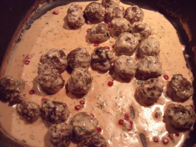 Schwedische Fleischbällchen / Köttbullar - Rezept - kochbar.de