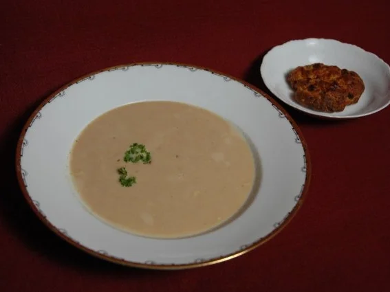 Pfifferlingssüppchen (Thüringen) - Rezept