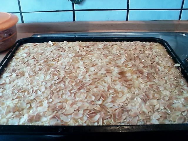 Mandelbuttermilchkuchen - Rezept - Bild Nr. 2