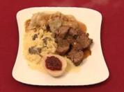Geschmorte Rehkeule auf gestovtem Trüffel-Spitzkohl, Grüne Kartoffelklöße (Franziska Menke) - Rezept