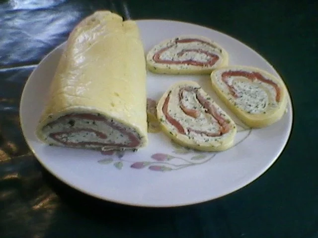 Käserolle mit kalt geräucherten Lachs - Rezept - Bild Nr. 7