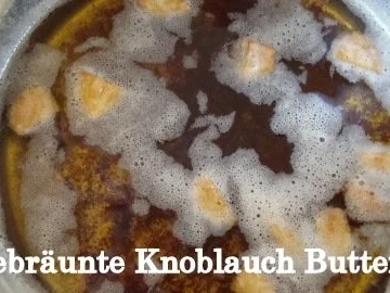 geklärte Knoblauchbutter - Basics - Rezept - Bild Nr. 4