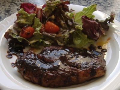 Steak mit scharfer Orangen-Soja-Sauce - Rezept
