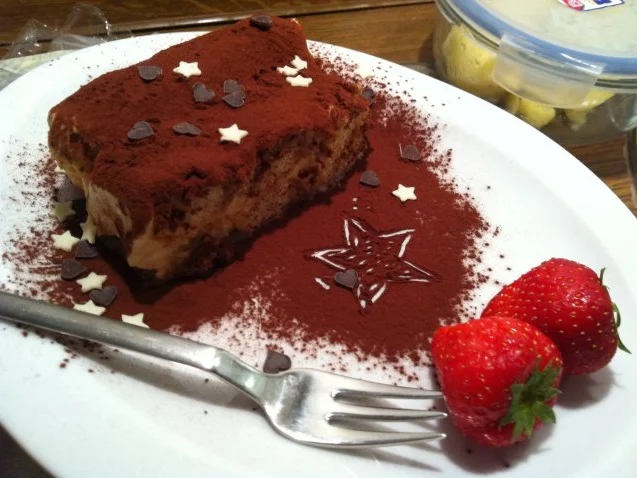 Tiramisu mit Amaretto - leicht selbstgemacht - Rezept