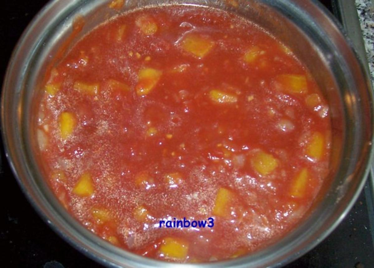 Kochen: Mozzarella-Ravioli mit Tomaten-Paprika-Sauce - Rezept - Bild Nr. 3