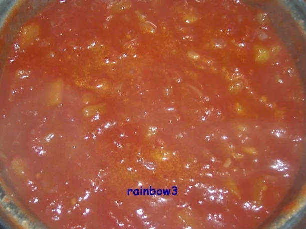 Rezept: Kochen: Mozzarella-Ravioli mit Tomaten-Paprika-Sauce Bild Nr. 4 Kochen: Mozzarella-Ravioli mit Tomaten-Paprika-Sauce - Rezept - Bild Nr. 4