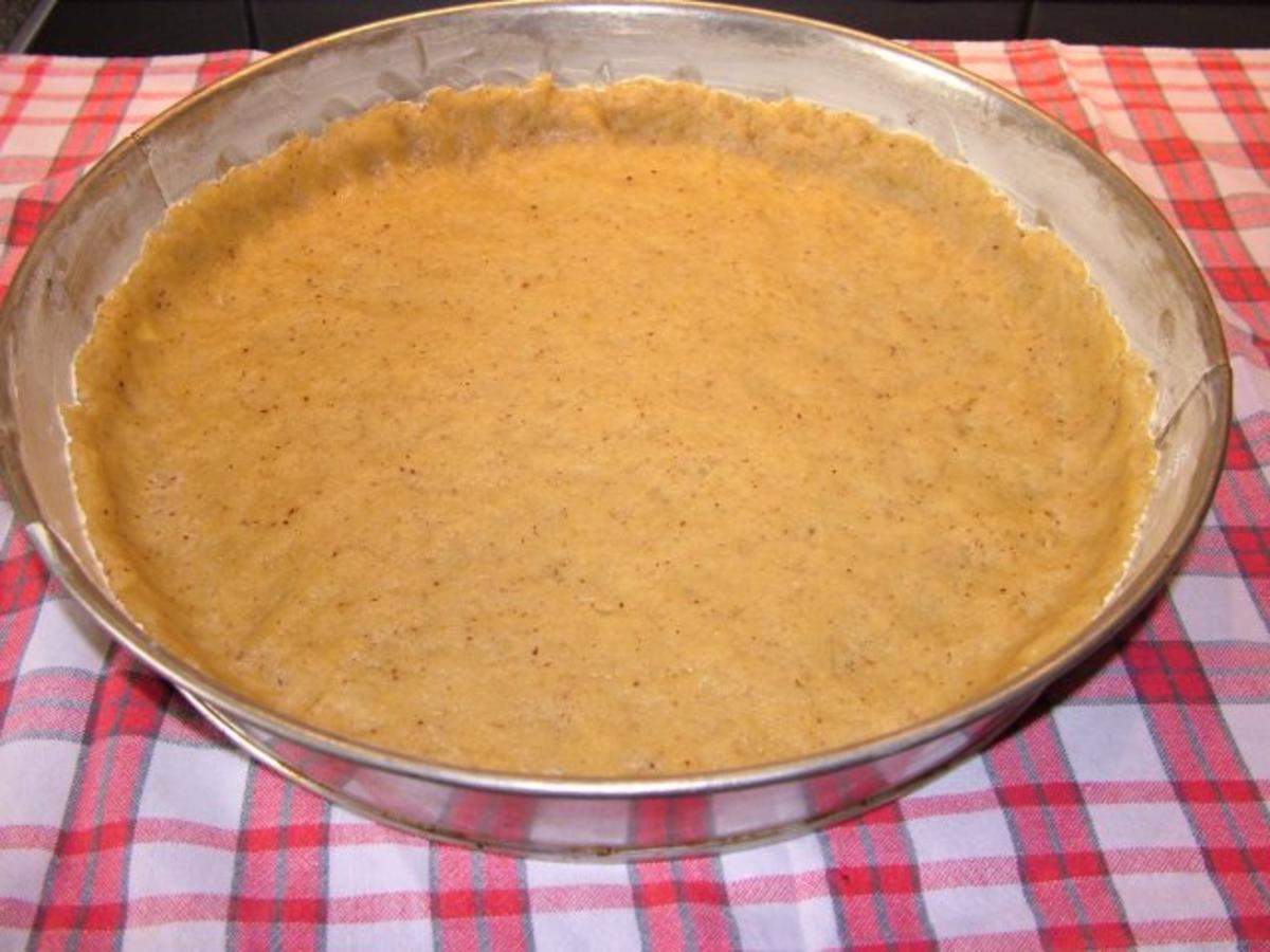 Schwäbischer Apfelkuchen mit Butter-Nuss Streussel - Rezept - Bild Nr. 3