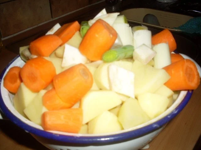 Rezept: BERNER KARTOFFELSUPPE BERNER KARTOFFELSUPPE - Rezept