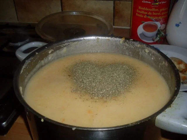 Rezept: BERNER KARTOFFELSUPPE Bild Nr. 7 BERNER KARTOFFELSUPPE - Rezept - Bild Nr. 7