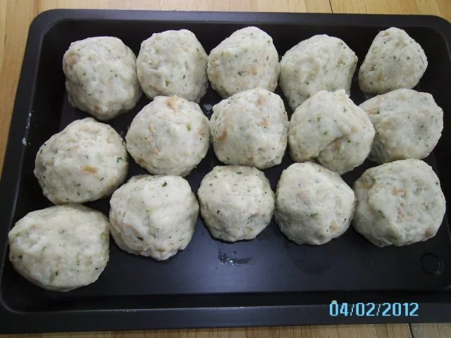 Schweinebraten mit Semmelknödeln und Sauerkraut - Rezept - Bild Nr. 8