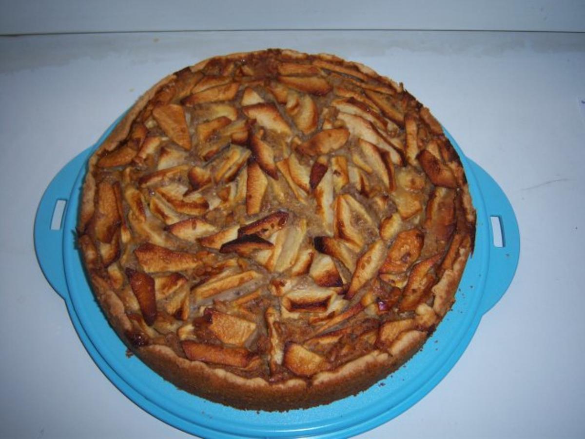 Apfel-Calvados-Kuchen - Rezept - Bild Nr. 5