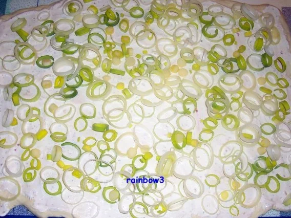 Rezept: Zwischensnack: Flammkuchen-Schnecken Bild Nr. 4 Zwischensnack: Flammkuchen-Schnecken - Rezept - Bild Nr. 4