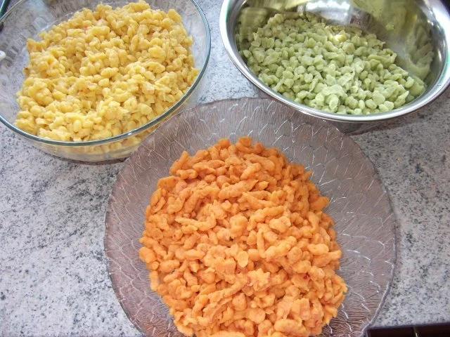 Rote, Grüne und Gelbe Spätzle Dieter´s Art - Rezept