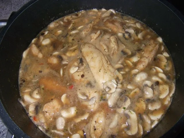 Hähnchenfilets geschmort  in Champignons - Rezept - Bild Nr. 2