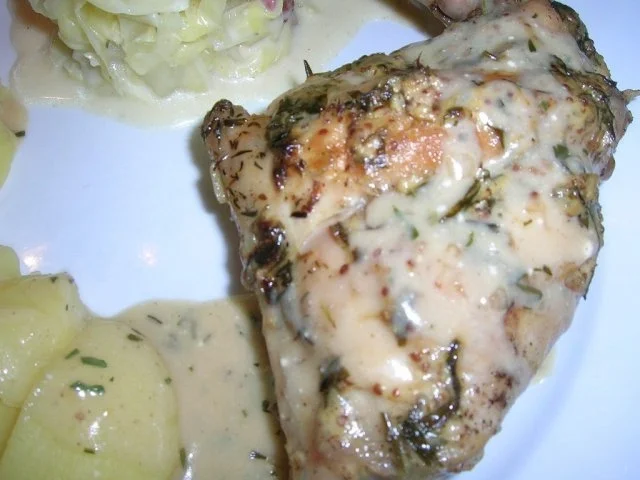 Kaninchen in Estragon-Senf-Sauce (einfach nur lecker die Sauce!) an Spitzkohlgemüse - Rezept - Bild Nr. 2