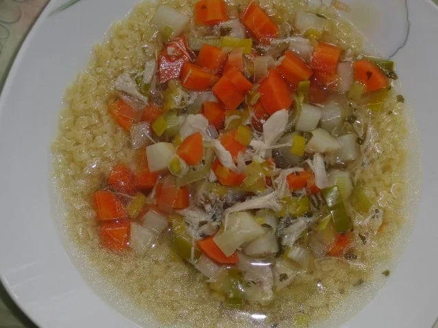 Suppe : Hühner-Eintopf mit Wintergemüse und Suppennudeln nach Wahl - Rezept - Bild Nr. 2