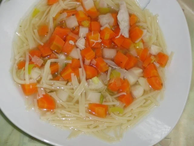 Suppe : Hühner-Eintopf mit Wintergemüse und Suppennudeln nach Wahl - Rezept - Bild Nr. 9