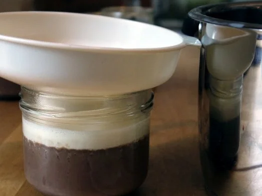 Rezept: Panna Cotta "Two spices" mit Rum-Kirschen Bild Nr. 5 Panna Cotta "Two spices" mit Rum-Kirschen - Rezept - Bild Nr. 5