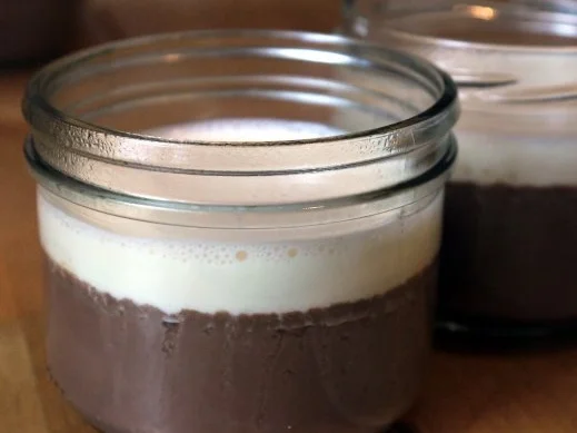 Rezept: Panna Cotta "Two spices" mit Rum-Kirschen Bild Nr. 6 Panna Cotta "Two spices" mit Rum-Kirschen - Rezept - Bild Nr. 6