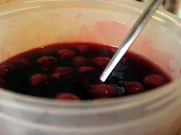 Rezept: Panna Cotta "Two spices" mit Rum-Kirschen Bild Nr. 8 Panna Cotta "Two spices" mit Rum-Kirschen - Rezept - Bild Nr. 8