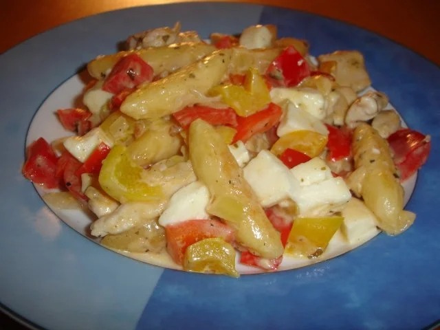 Rezept: Schupfnudelpfanne mit Gemüse und Mozzarella Schupfnudelpfanne mit Gemüse und Mozzarella - Rezept