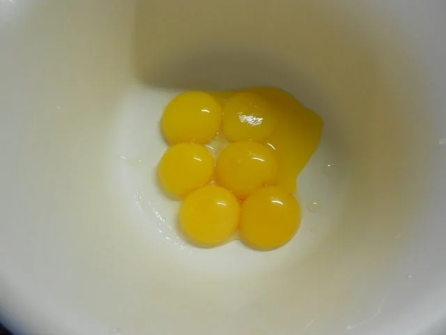 Rezept: Biskuitschnitten mit Schokokern Bild Nr. 5 Biskuitschnitten mit Schokokern - Rezept - Bild Nr. 5