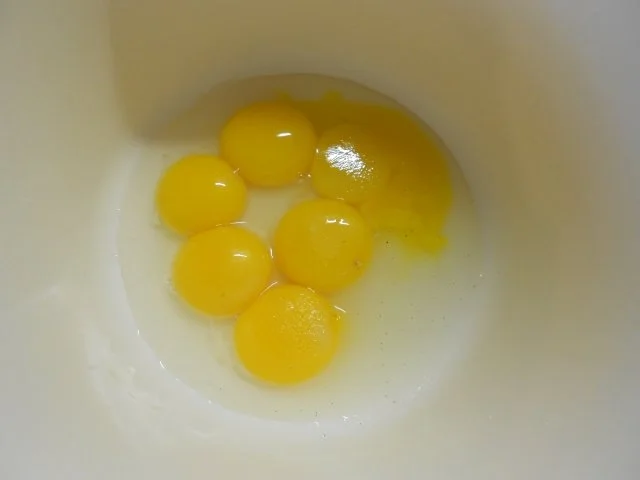 Rezept: Biskuitschnitten mit Schokokern Bild Nr. 7 Biskuitschnitten mit Schokokern - Rezept - Bild Nr. 7