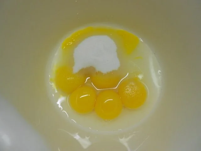 Rezept: Biskuitschnitten mit Schokokern Bild Nr. 8 Biskuitschnitten mit Schokokern - Rezept - Bild Nr. 8