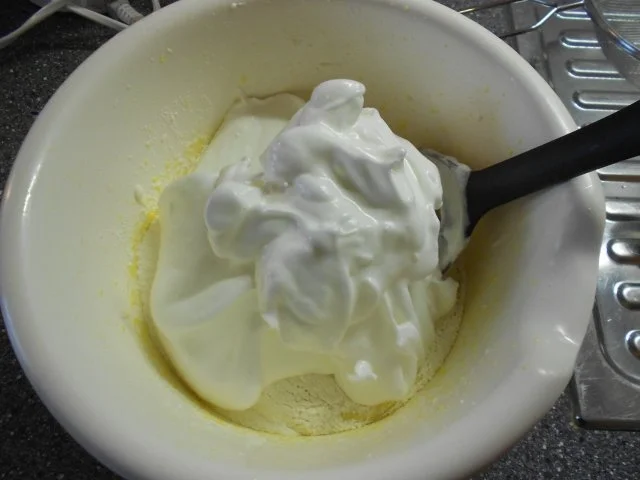 Rezept: Biskuitschnitten mit Schokokern Bild Nr. 14 Biskuitschnitten mit Schokokern - Rezept - Bild Nr. 14