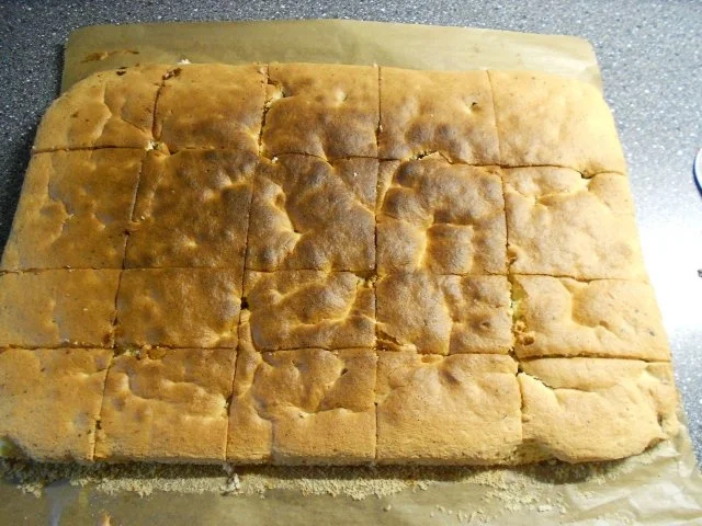 Rezept: Biskuitschnitten mit Schokokern Bild Nr. 27 Biskuitschnitten mit Schokokern - Rezept - Bild Nr. 27