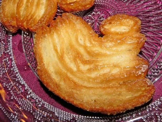 Rezept: Blätterteigfächer mit Sahne Bild Nr. 3 Blätterteigfächer mit Sahne - Rezept - Bild Nr. 3