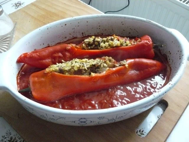 Rezept: Gefüllte Paprikaschoten arabisch mit Joghurt Bild Nr. 14 Gefüllte Paprikaschoten arabisch mit Joghurt - Rezept - Bild Nr. 14