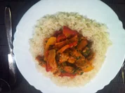 Puten-Paprika-Geschnetzeltes mit Rucola - Rezept