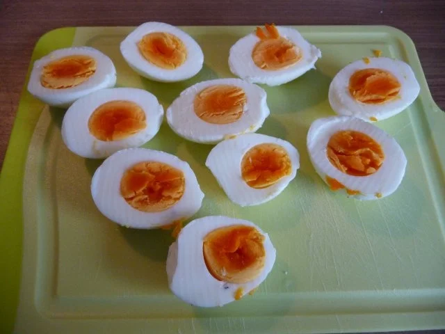 Rezept: Hackfleisch : Mini - Fleischküchle mit Eiern in Gemüsesoße Bild Nr. 8 Hackfleisch : Mini - Fleischküchle mit Eiern in Gemüsesoße - Rezept - Bild Nr. 8