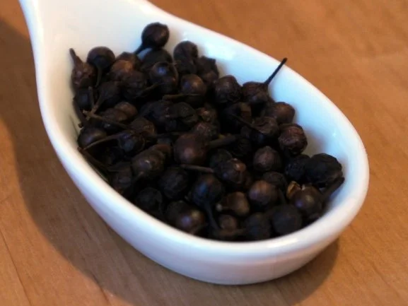 Rinderhackbällchen mit Chimichurri-Sauce - Rezept - Bild Nr. 5