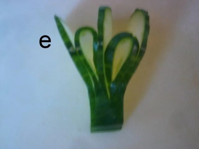 Rezept: Schneiden, schaben, verzieren und garnieren Bild Nr. 19 Schneiden, schaben, verzieren und garnieren - Rezept - Bild Nr. 19