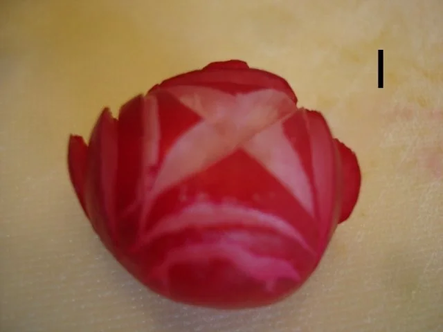 Rezept: Schneiden, schaben, verzieren und garnieren Bild Nr. 38 Schneiden, schaben, verzieren und garnieren - Rezept - Bild Nr. 38