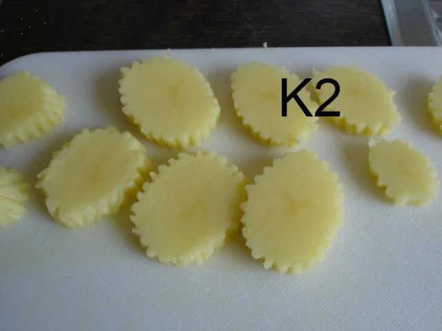 Rezept: Schneiden, schaben, verzieren und garnieren Bild Nr. 78 Schneiden, schaben, verzieren und garnieren - Rezept - Bild Nr. 78