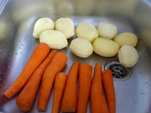 Küchenfee - Rezepte : Beilage : Karotten - Kartoffelbrei - Rezept - Bild Nr. 2