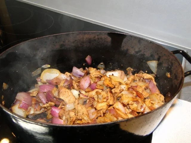 Rezept: Dünne Schweinefleischscheiben klein (vom Metzger) Fruchtig scharf Bild Nr. 3 Dünne Schweinefleischscheiben klein (vom Metzger) Fruchtig scharf - Rezept - Bild Nr. 3