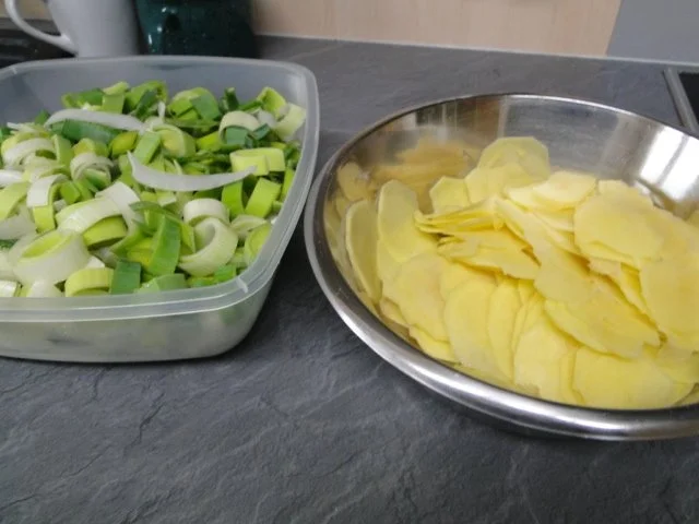 Rezept: Gratinierter Lauchauflauf Bild Nr. 2 Gratinierter Lauchauflauf - Rezept - Bild Nr. 2