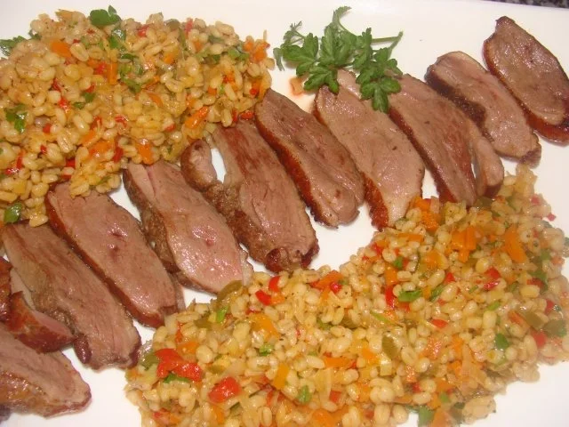 Beilage : Graupen - Gemüsesalat - Rezept