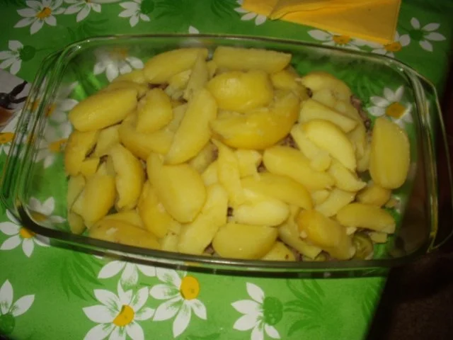 Rezept: Kartoffel-Rosenkohl-Auflauf "Akropolis" Bild Nr. 4 Kartoffel-Rosenkohl-Auflauf "Akropolis" - Rezept - Bild Nr. 4