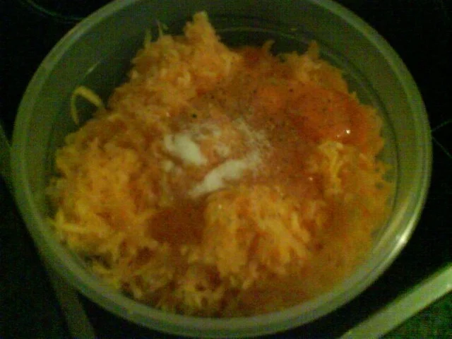 Rezept: Kürbis-Ingwerpuffer mit Sour Cream Bild Nr. 5 Kürbis-Ingwerpuffer mit Sour Cream - Rezept - Bild Nr. 5