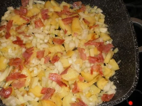 Geschmorte Rahm-Koteletts zu Bratkartoffeln - Rezept - Bild Nr. 15