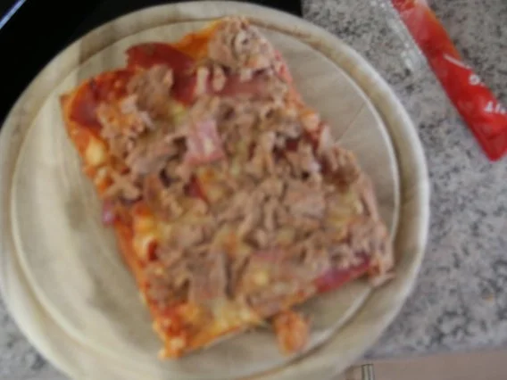 Pizza Tonno - Rezept - Bild Nr. 3