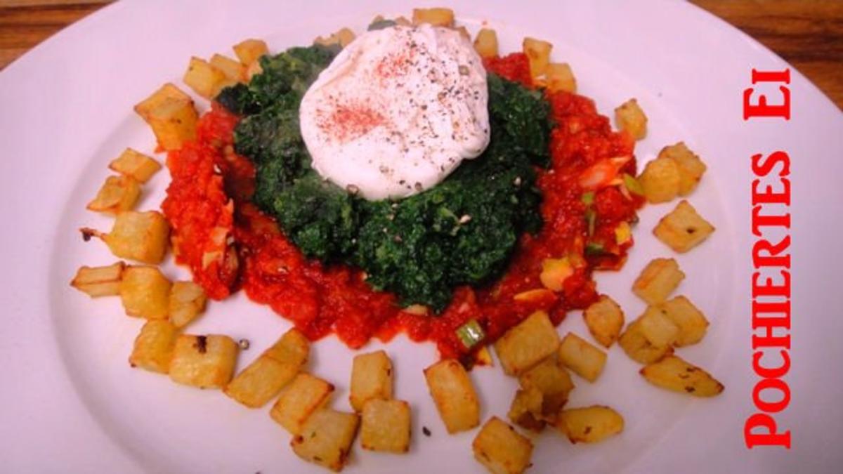 Pochiertes Ei auf Sahnespinat-Tomaten-Concassée-Bett - Rezept